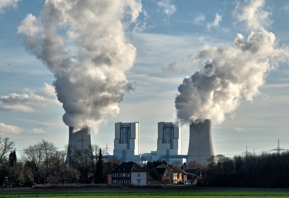 Closing down coal and oil-fired power stations ‘leads to healthier babies’