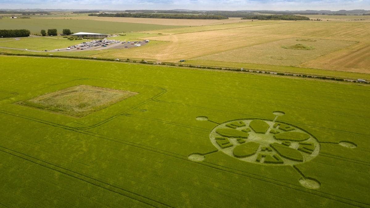 Crop circle in field next to Stonehenge just before Summer Solstice