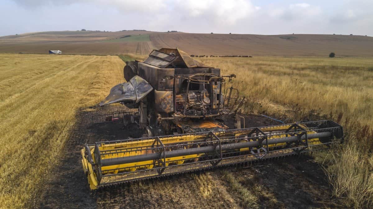 Watch – Farmers falling foul of summer heatwave after two expensive combine harvesters on fire