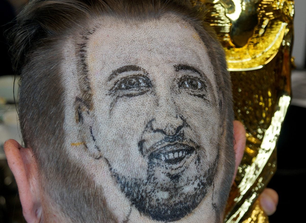 ‘Hairy Kane’: Football fan shaves England & Tottenham striker into head