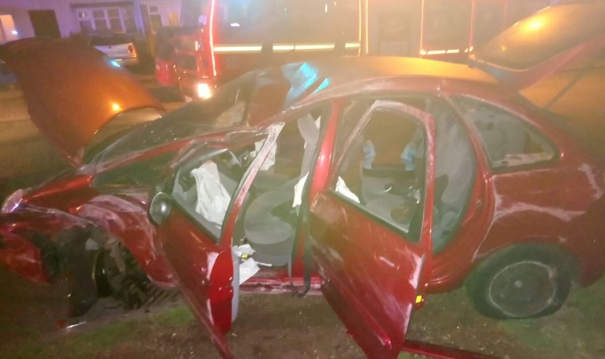 Shocking pics show wrecked Citroen Picasso which crashed with EIGHT children crammed inside