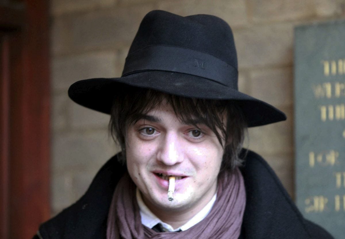 Hilarious photo shows Pete Doherty getting a free brekkie as he got through it so quick!