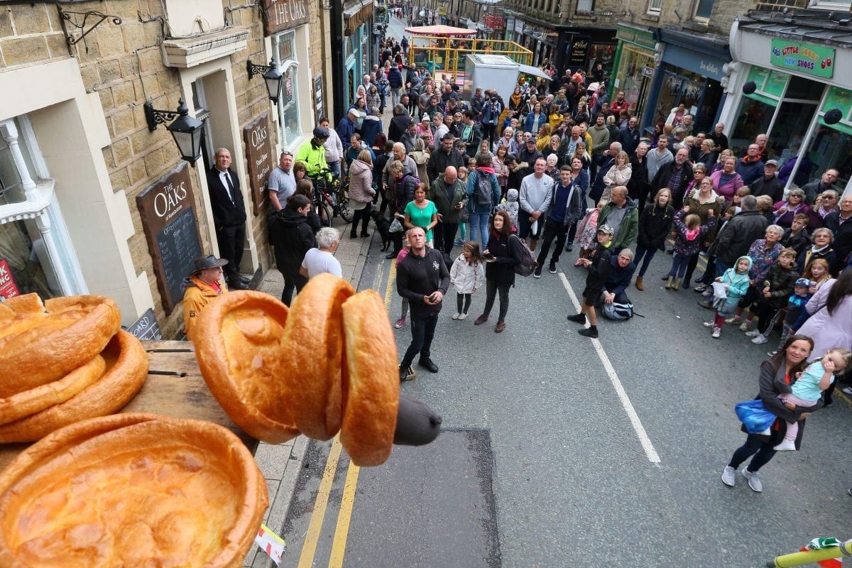 Pud tossers from around the world reenact historical food fight