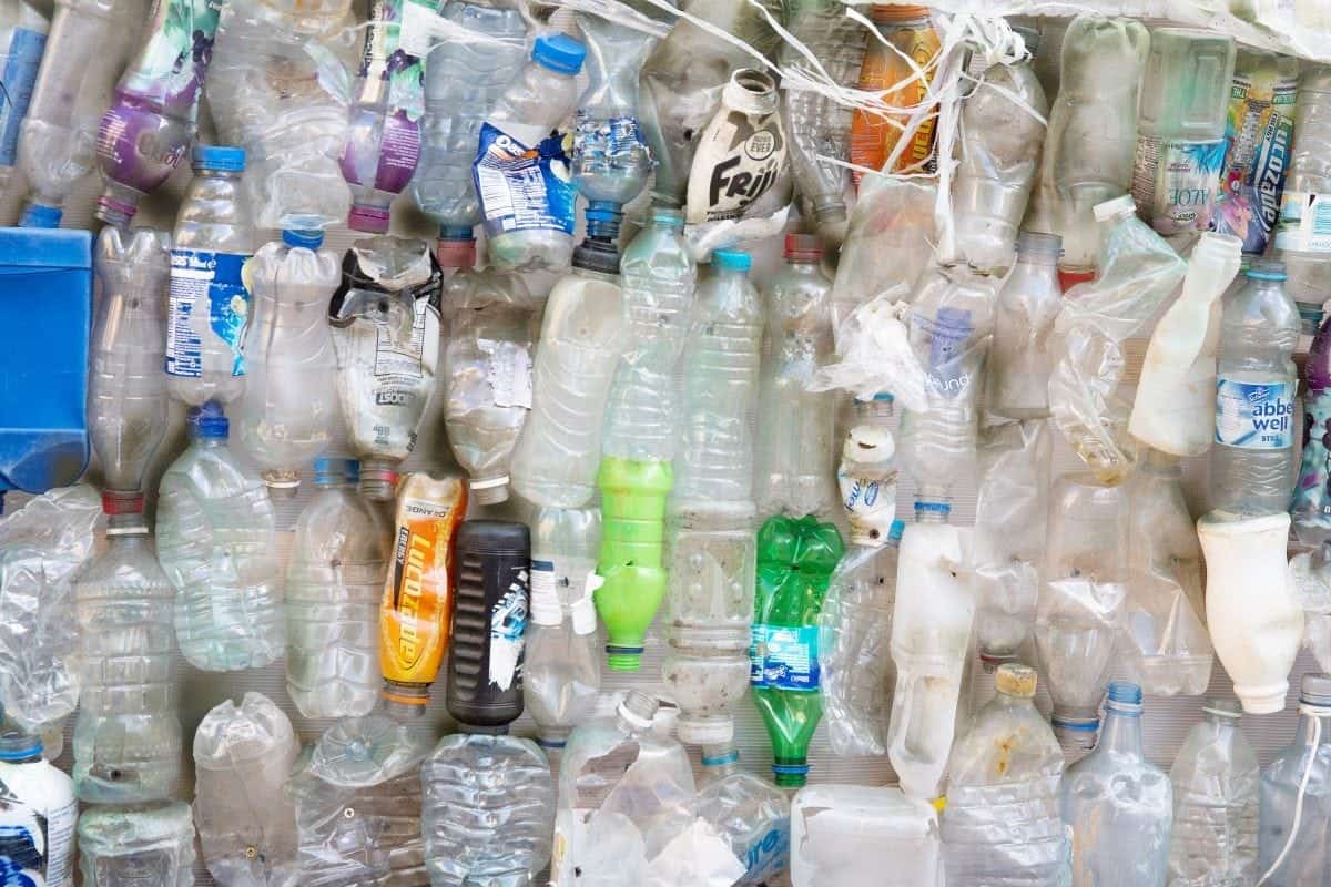 Drivers can pay for parking with plastic bottles