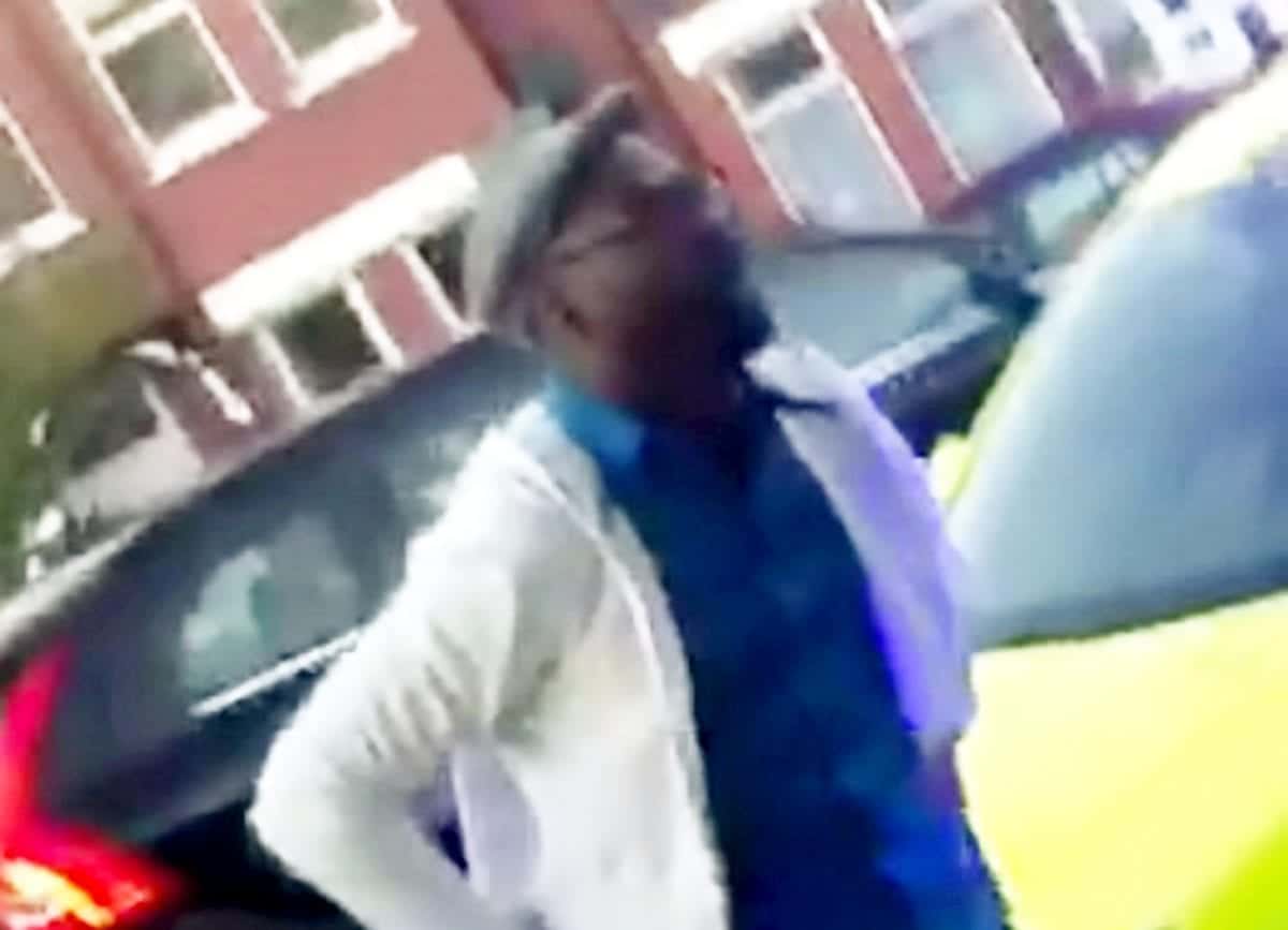 Police hunting abusive London thug who attacked a paramedic – while he was saving a teenage girl