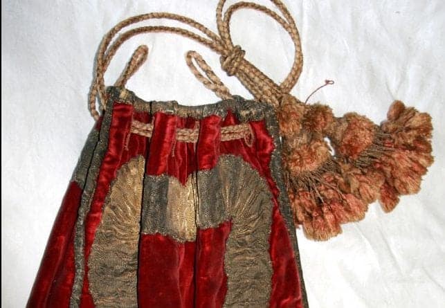 Historians think 400-year-old bag may have carried a severed HEAD of someone very famous