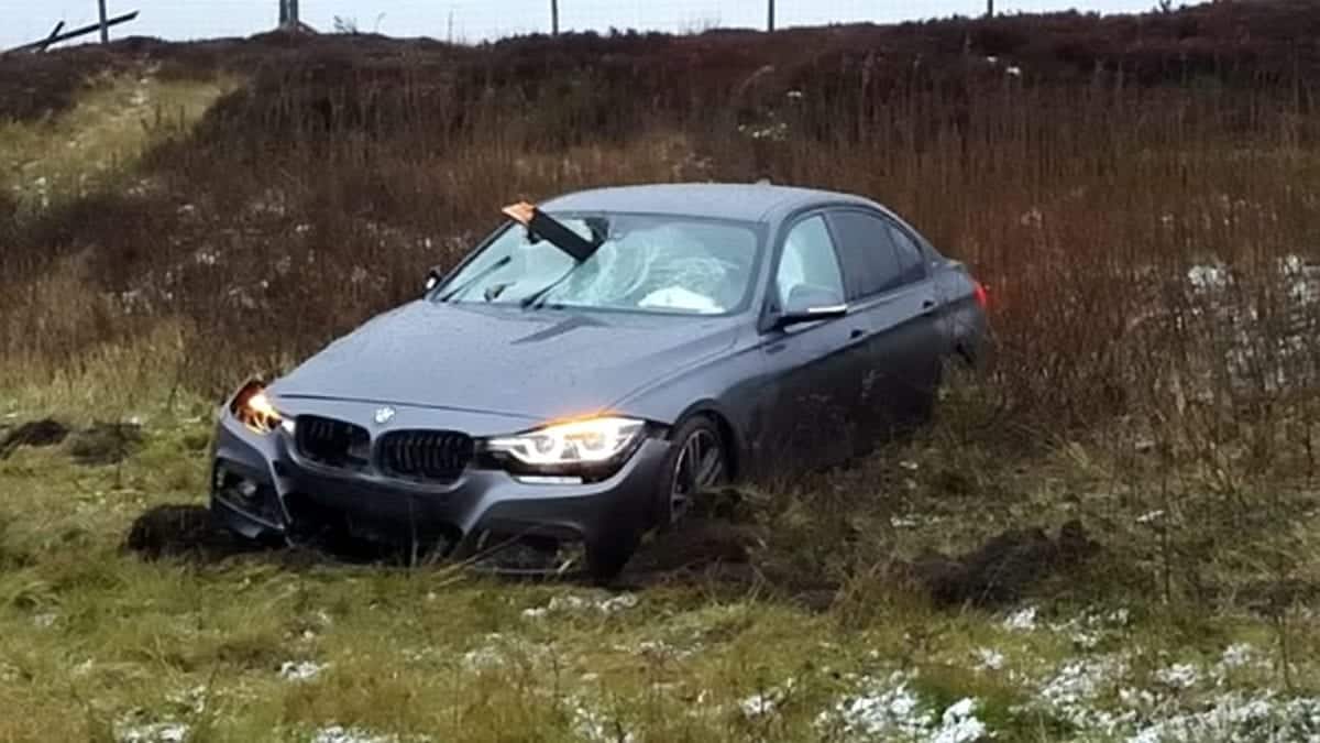 Driver of this BMW had lucky escape