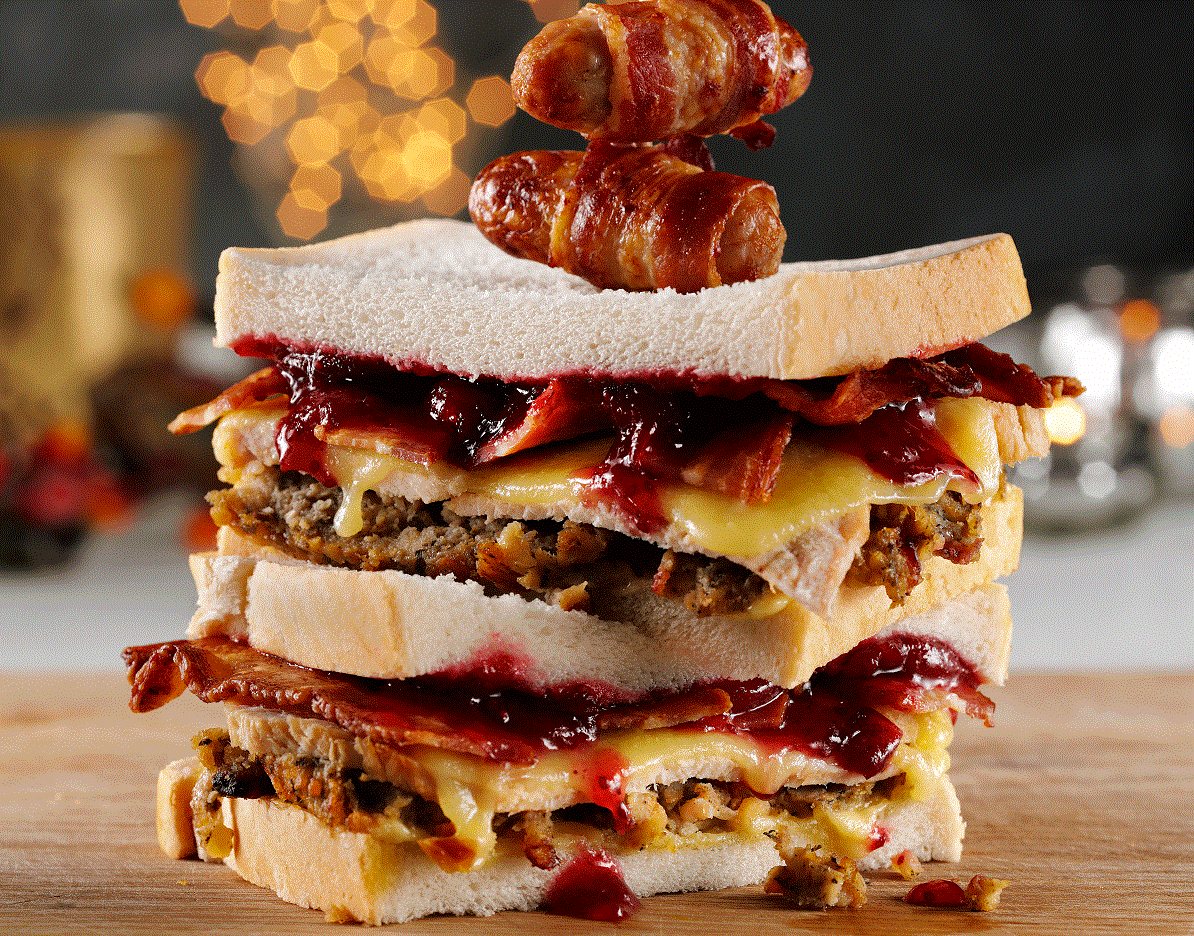 This is how to make the perfect Christmas leftover sandwich