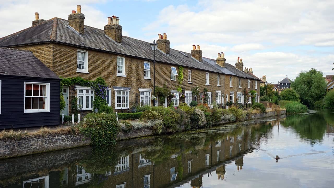 What does 2019 hold for UK house prices?