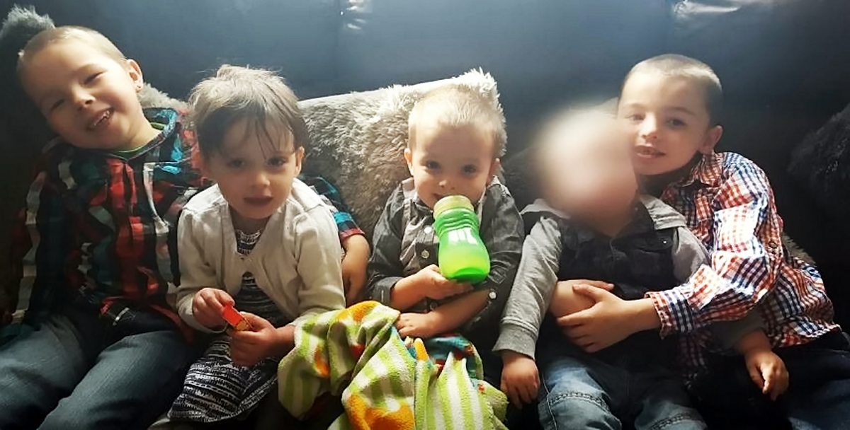 Ambulance worker pens heartbreaking note speaking of regret at not being able to save four children who died in house fire