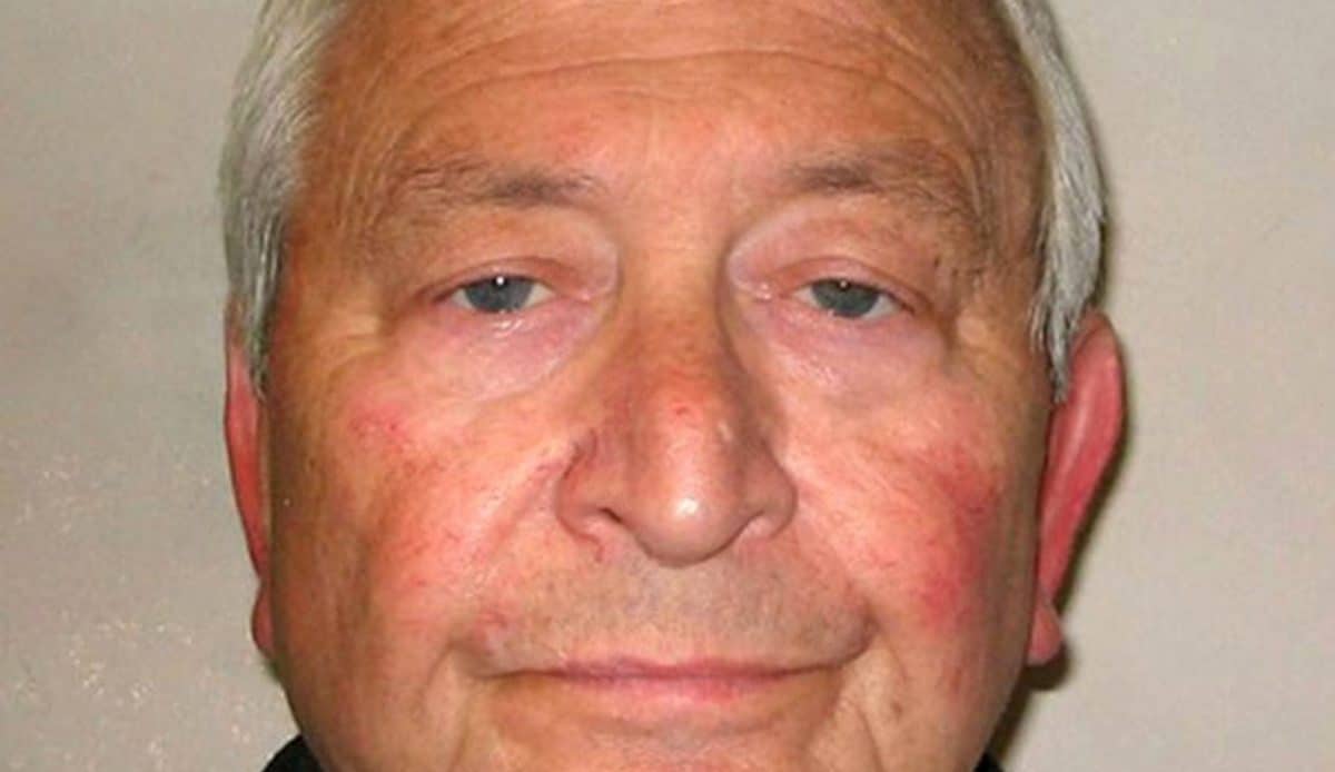 Hatton Garden heist ringleader ‘refused medical treatment day before he died – because he was watching rugby’