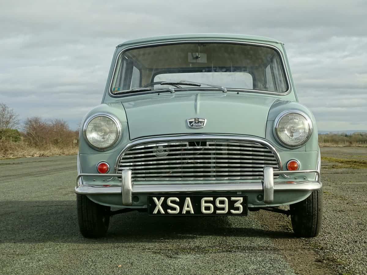 Vintage Mini from 1963 with only 7,700 miles on clock to be auctioned