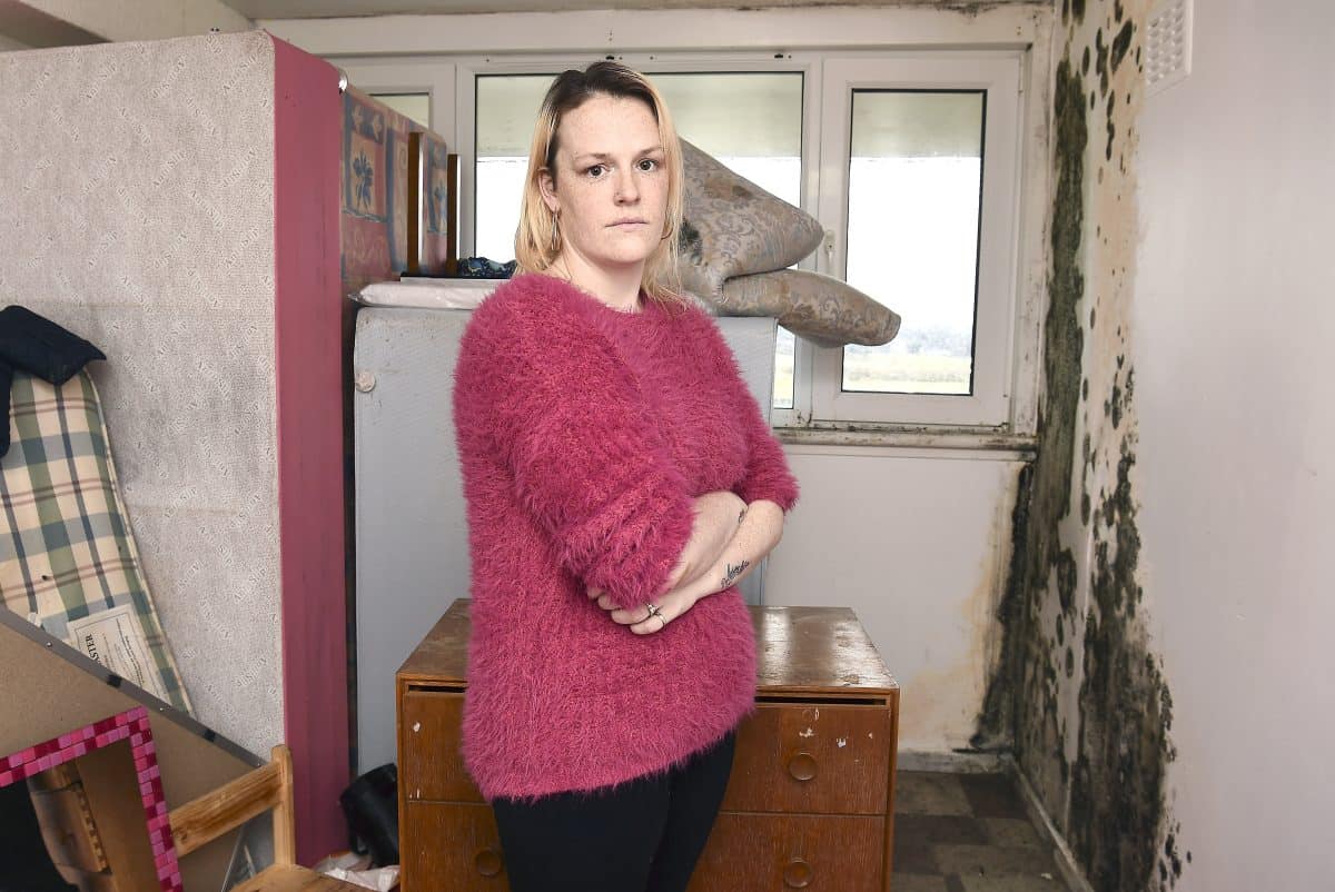 Mum-of-three slams council for forcing her family to stay in “unlivable” mould ridden flat