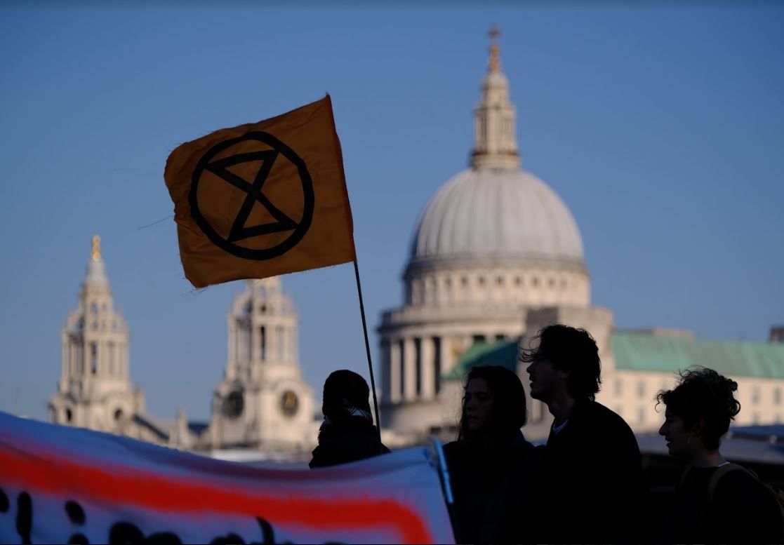 Extinction Rebellion Blackfriars (c) Danni Ellis