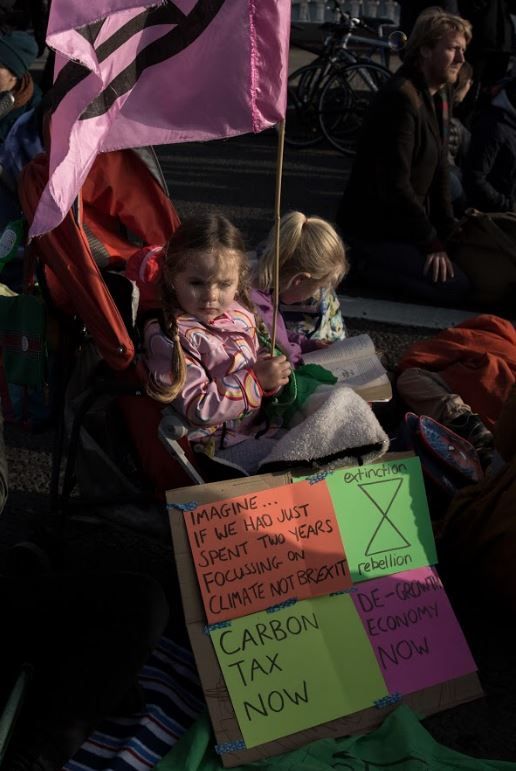 Extinction Rebellion Blackfriars (c) Johnny Pickup