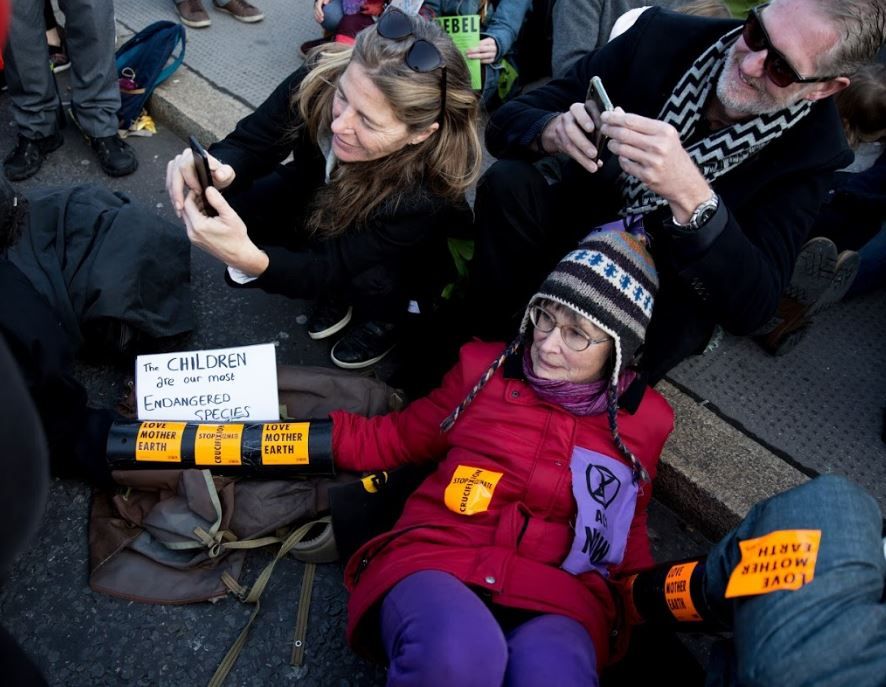 Extinction Rebellion Blackfriars (c) Johnny Pickup