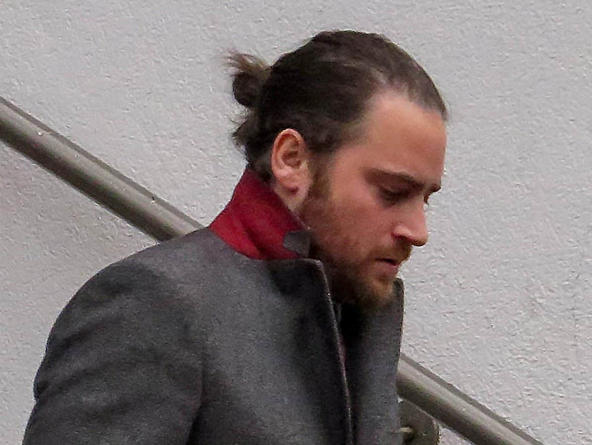 Thug who attacked his ex-girlfriend after throwing a cup of soup in her face avoids jail