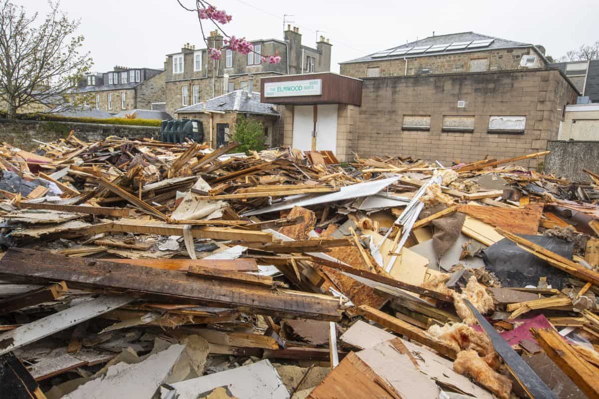 Fly-tipper dumps whopping “50 tonnes” of rubbish outside Scottish Environment Protection Agency HQ