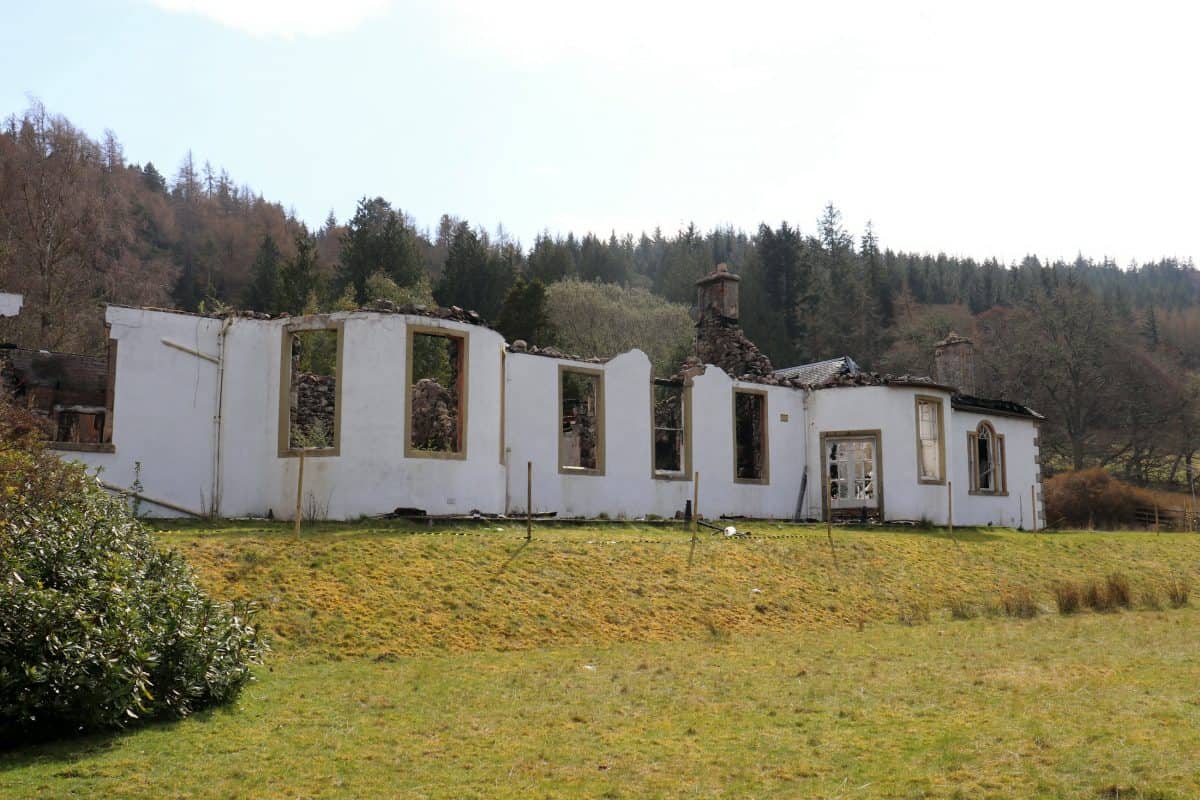 Ruined home of real-life ‘Wicker Man’ & Satanist up for sale – for a scary fee