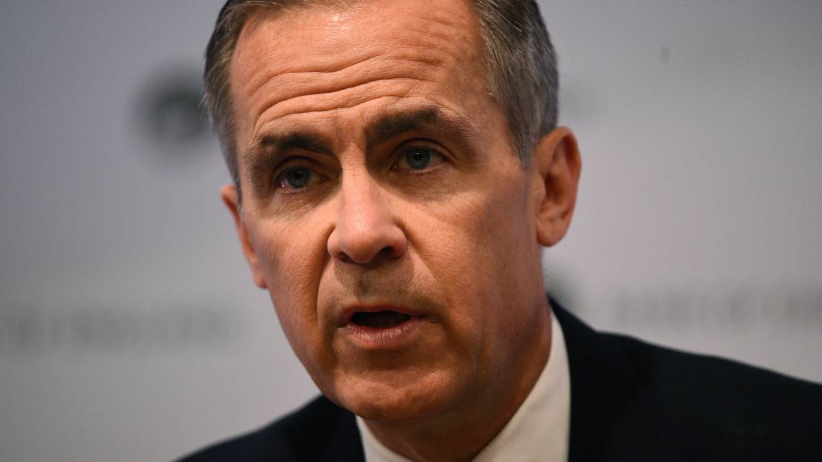 Mounting no-deal Brexit fears and uncertainty damaging economy, warns Bank of England boss