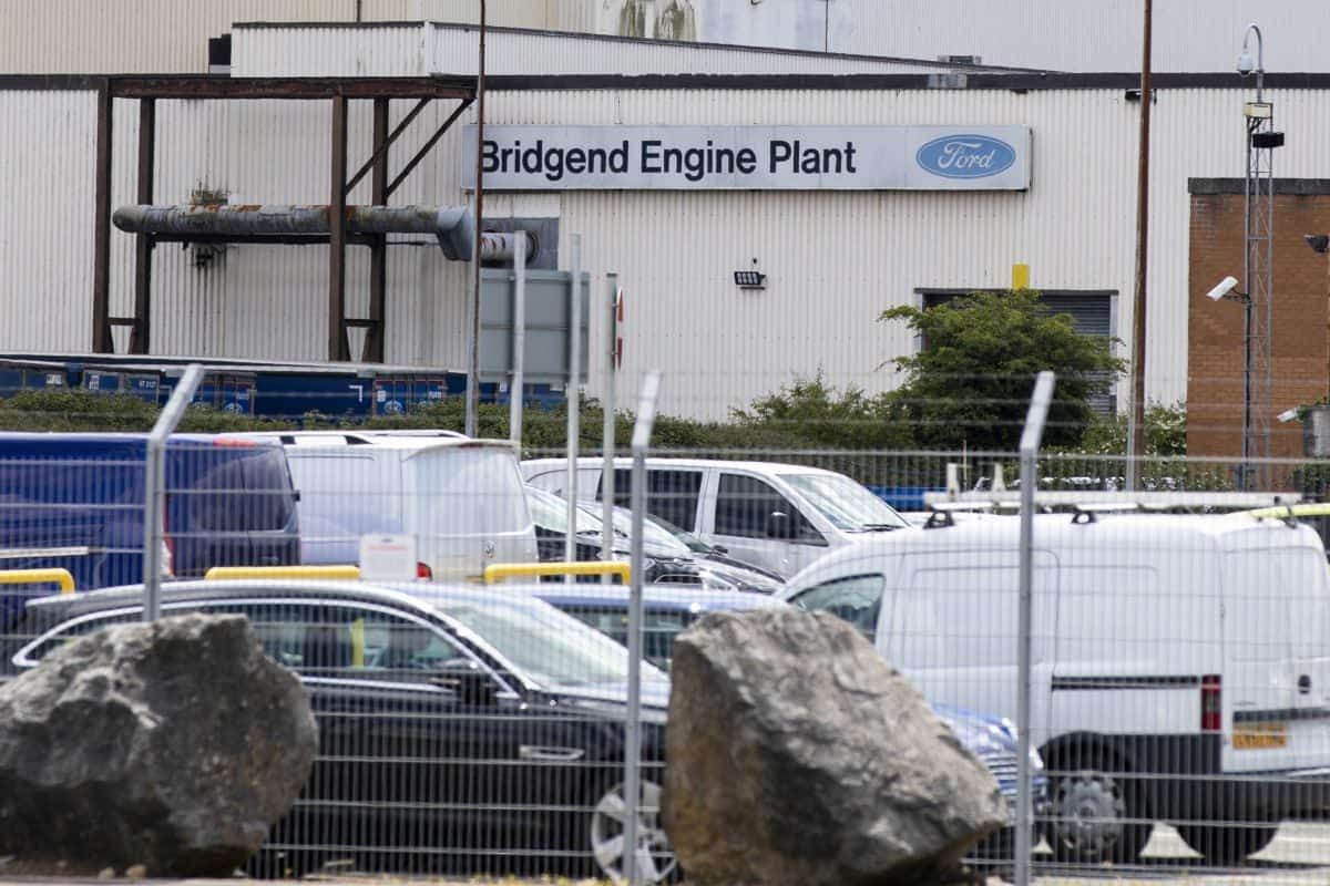 Ford plant set to close with loss of 1,700 jobs