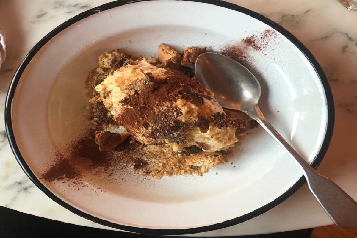 Tiramisu dessert