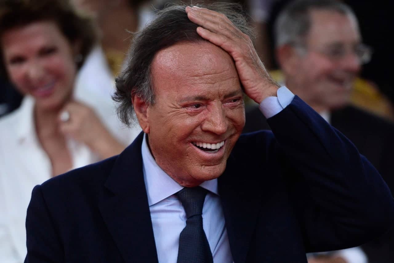 Spanish judge rules 43-year-old is son of singer Julio Iglesias