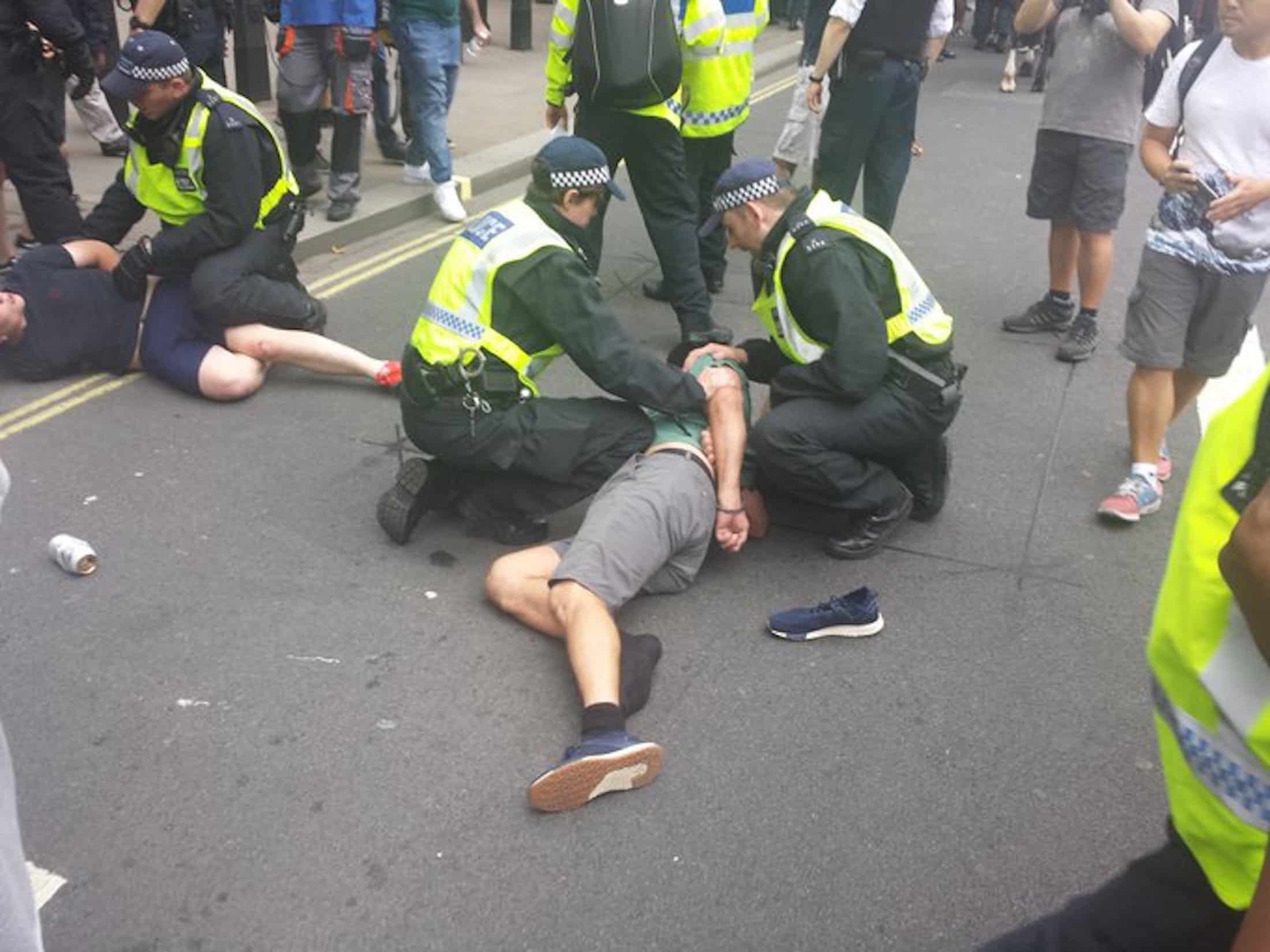 Police arrest Robinson supporters in Whitehall. (c) Chris Hobbs