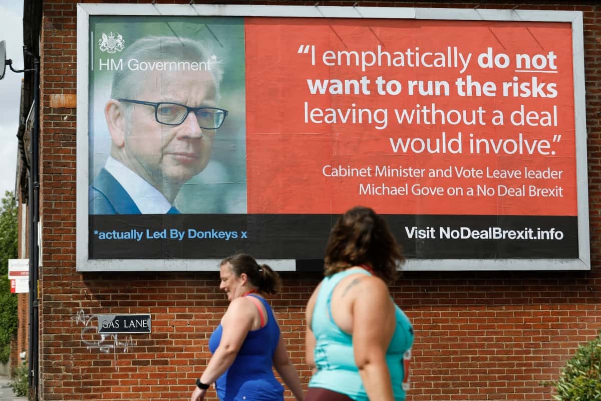Billboards remind Government ministers of their no-deal Brexit warnings