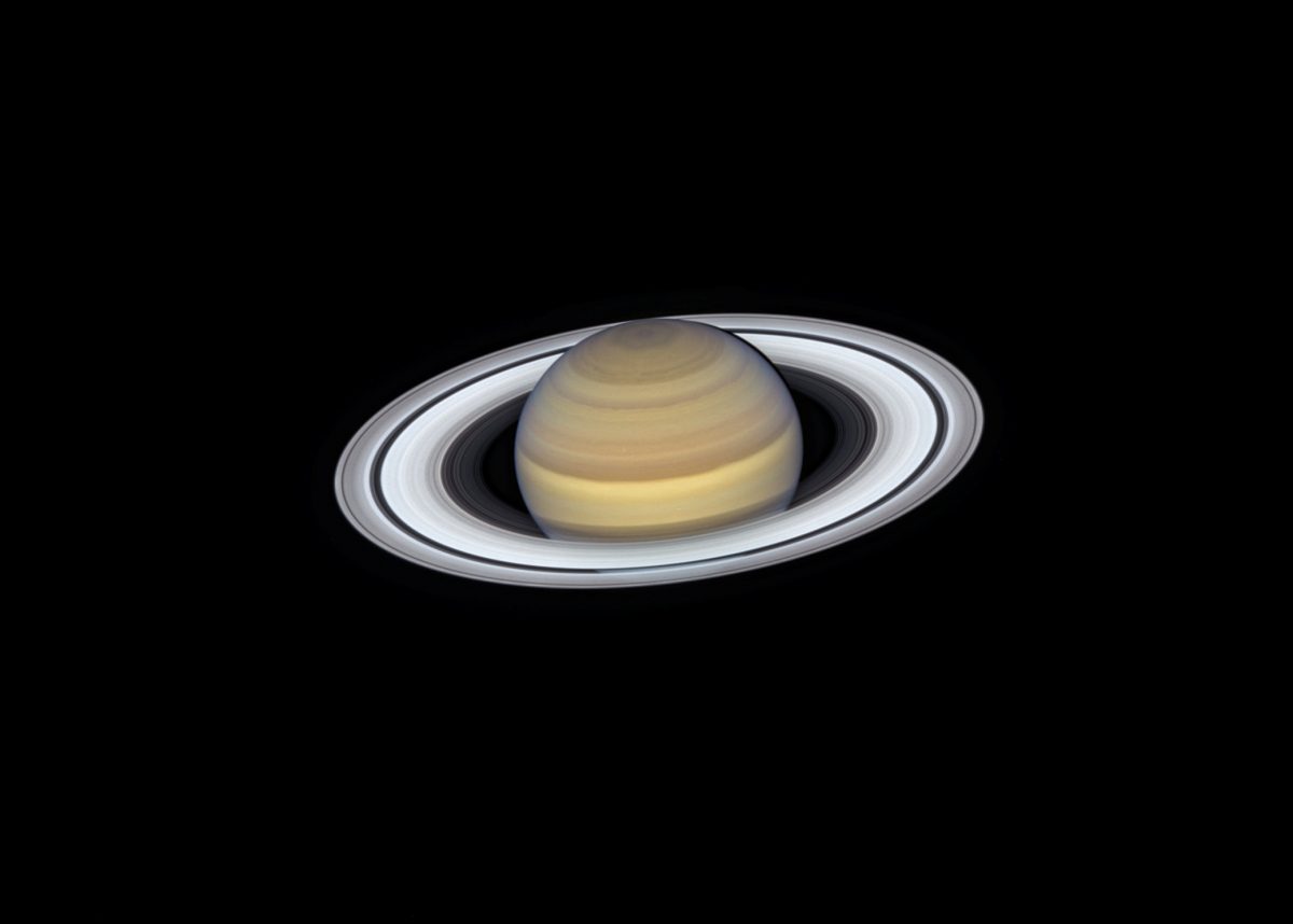 One of clearest ever pictures of Saturn taken by Hubble Space Telescope