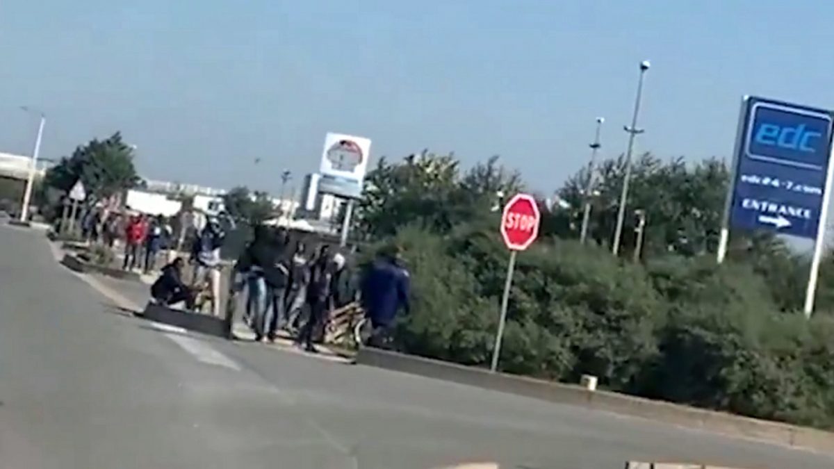 Video – Britain First thugs pelted with rocks when they went to Calais to tell migrants not to cross Channel