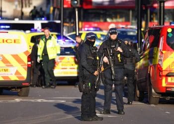 Police arrive at the London Bridge attack