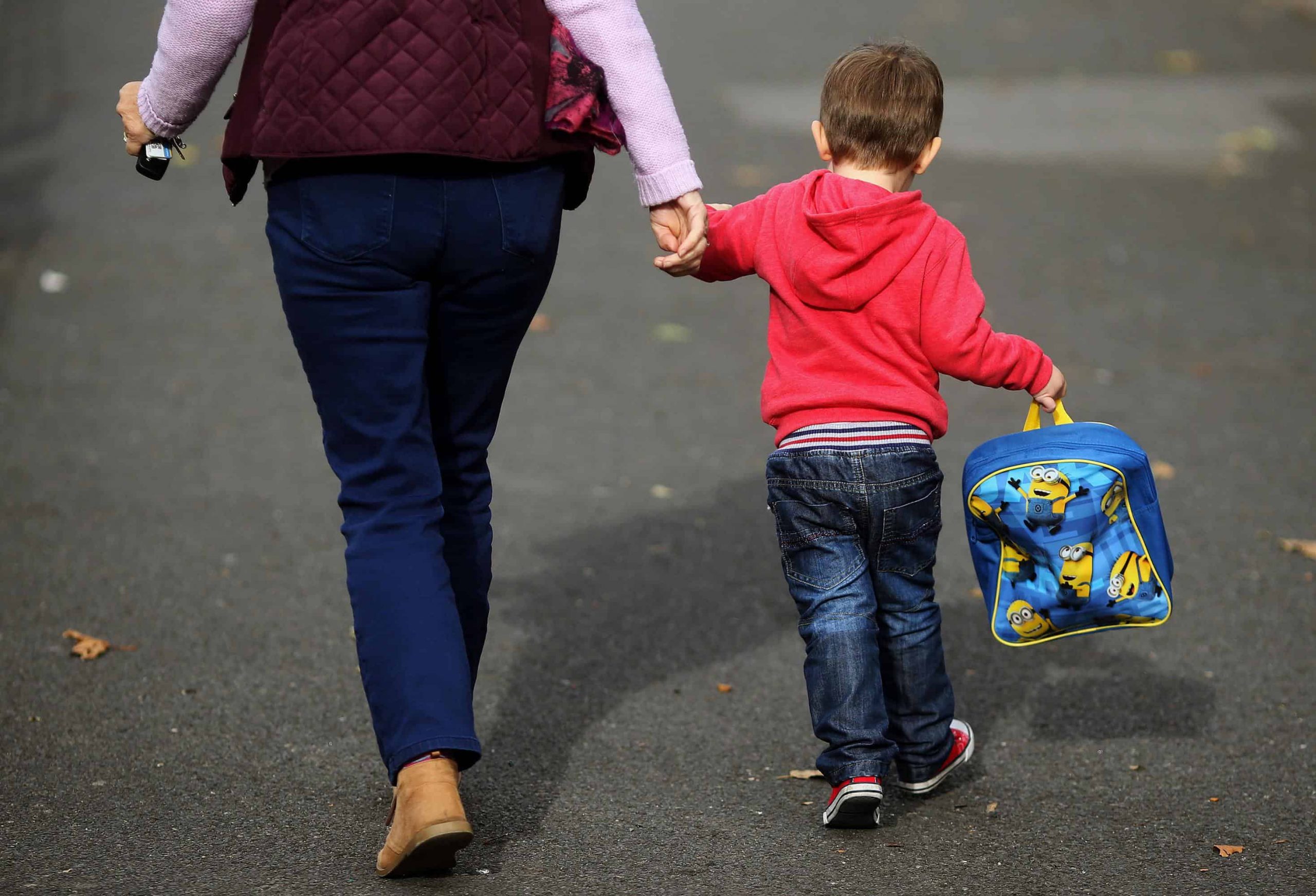 Lower income to blame for poor attainment of children brought up by single mothers