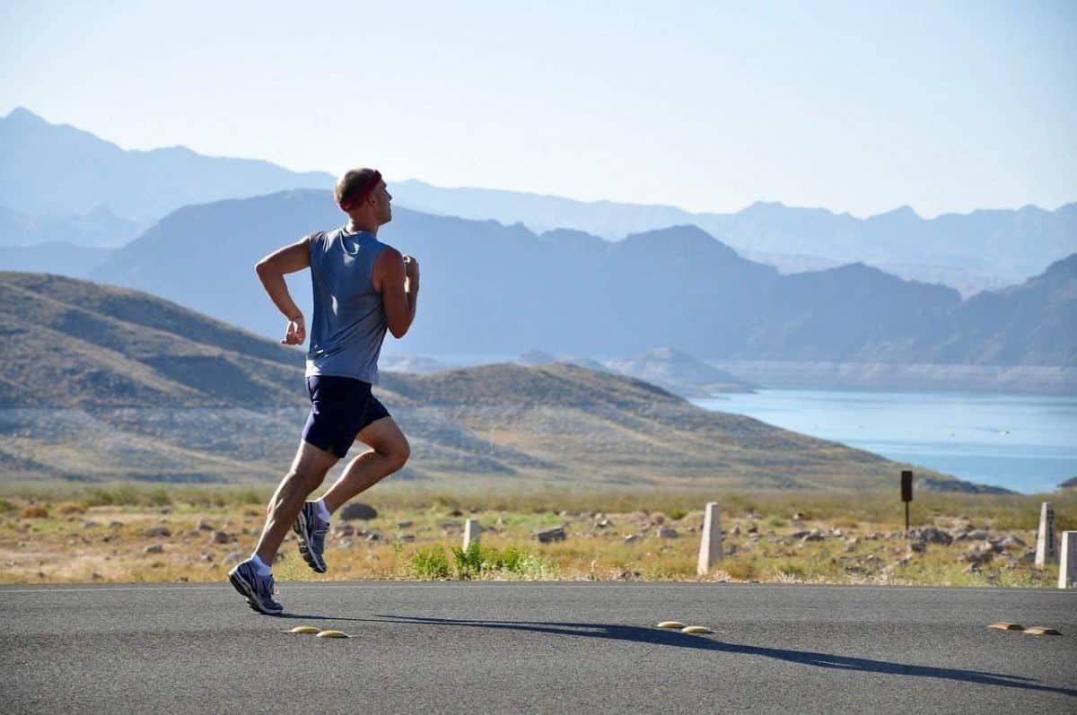 5 MustDo WarmUp Exercises For Runners (and NonRunners)