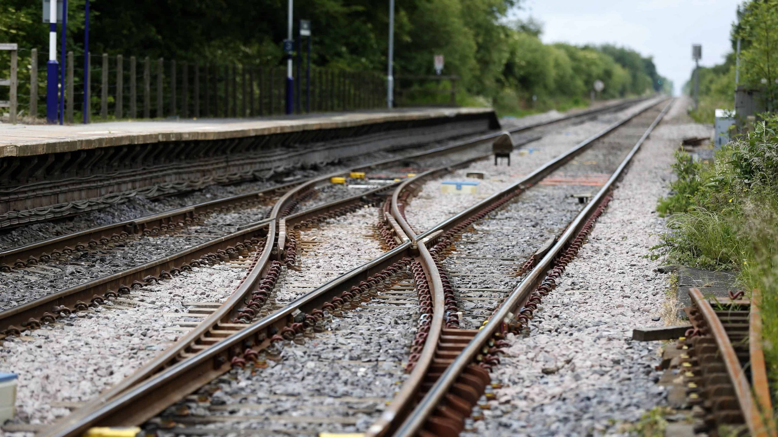 Unions react as Tories prepare to ban all-out rail strikes