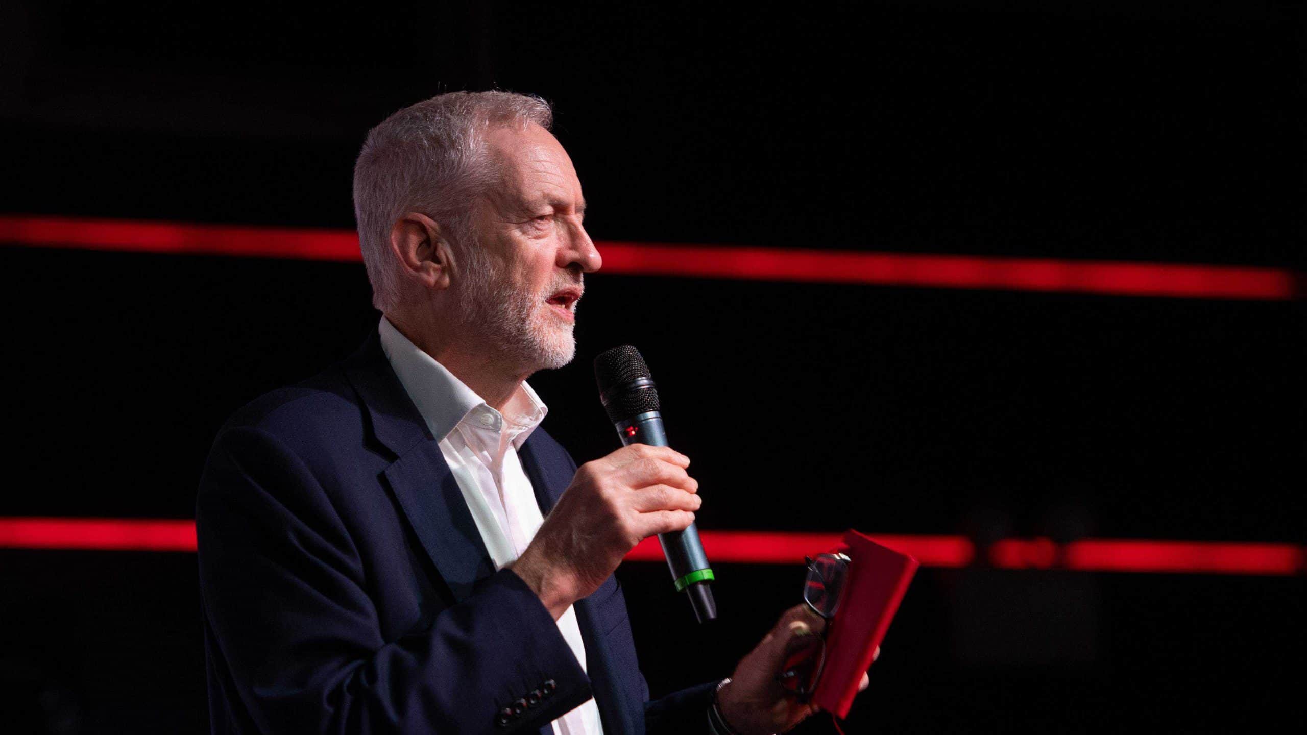 Corbyn addresses packed student union as he unveils youth manifesto