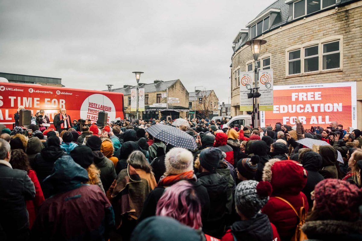 Crowds gather to see Corbyn in Pendle