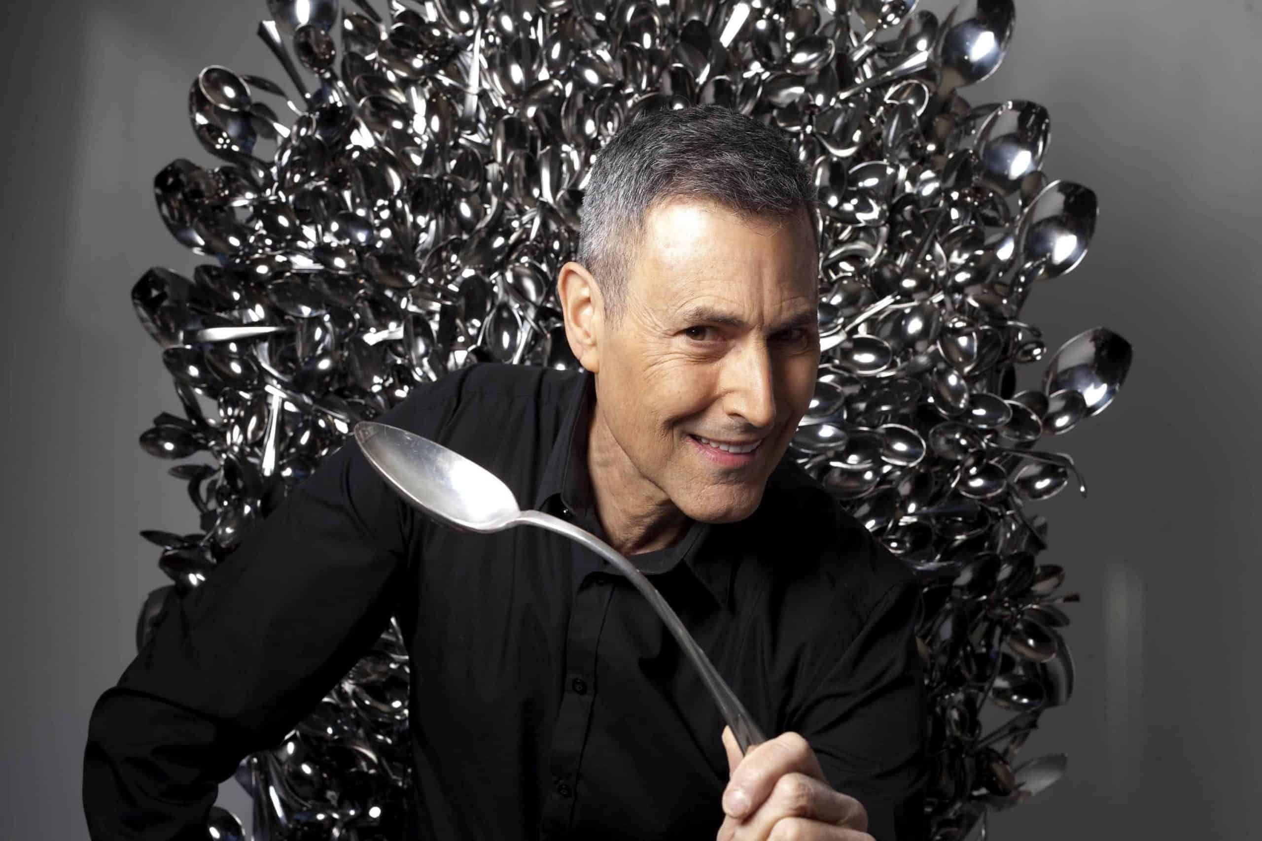 Uri Geller answers call for ‘weirdos’ to apply for jobs in Number 10