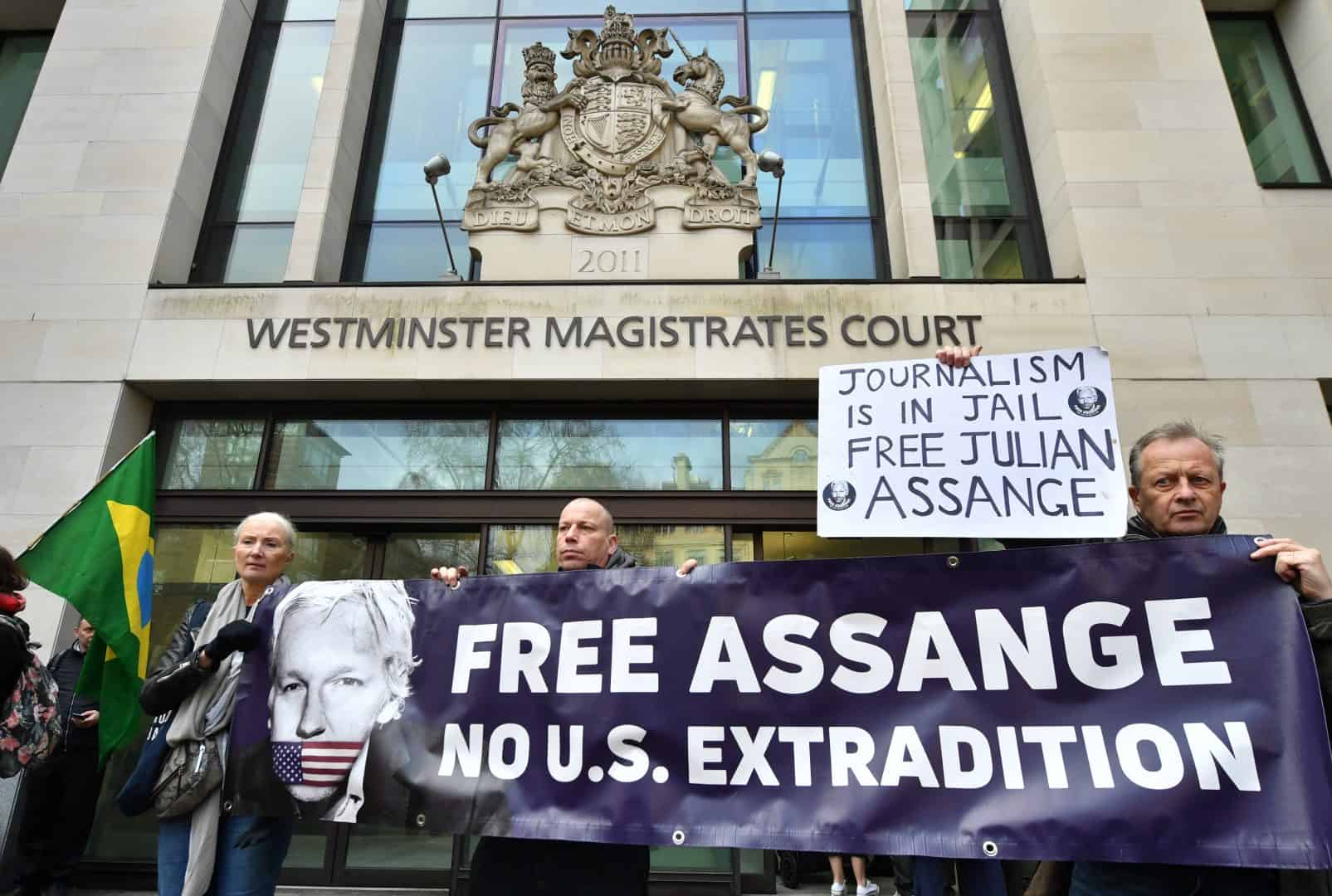 Restricting Julian Assange’s access to lawyers ahead of extradition case breaches his rights they say