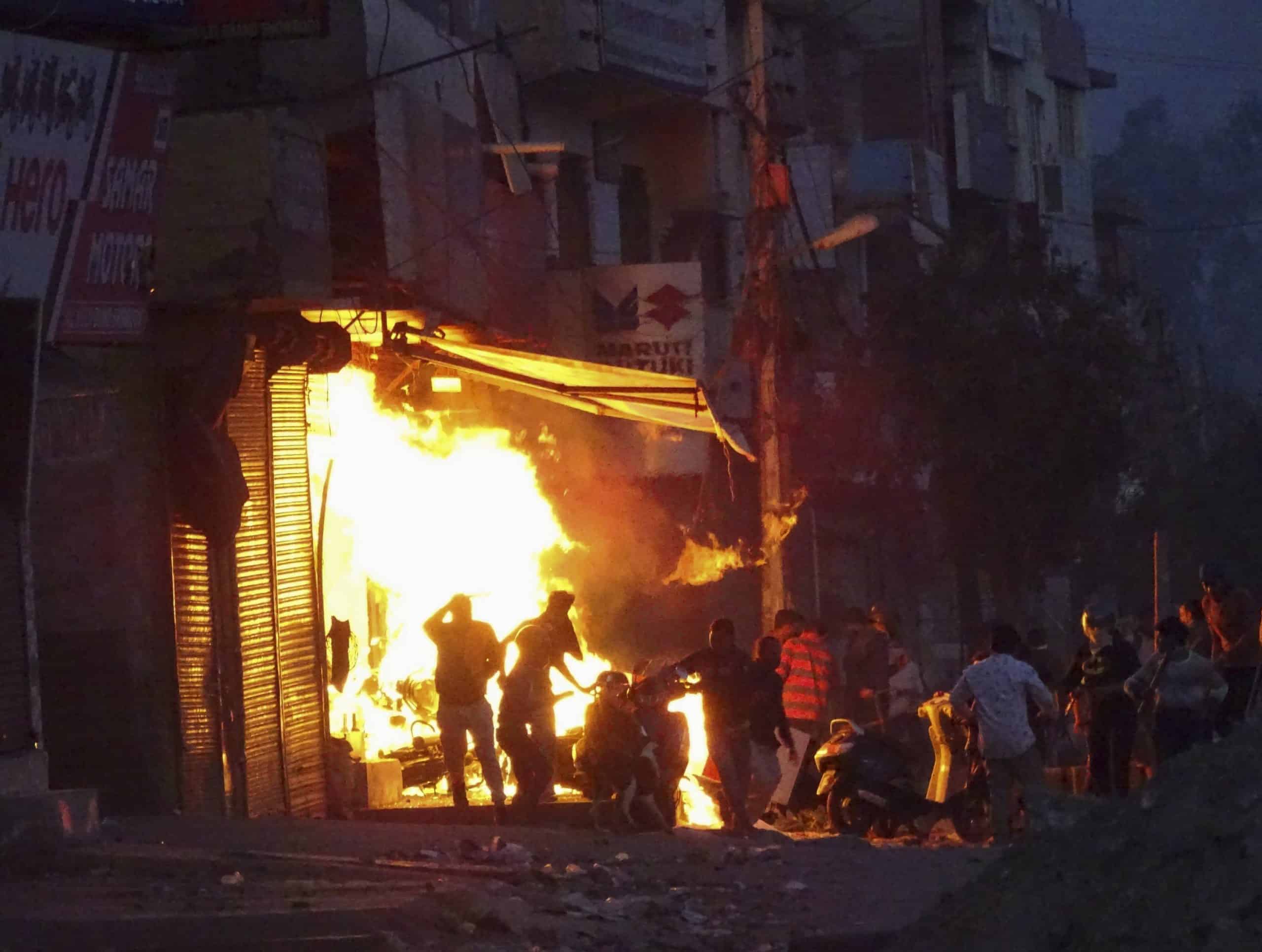 Death toll rises to 22 after Delhi riots during Trump trip