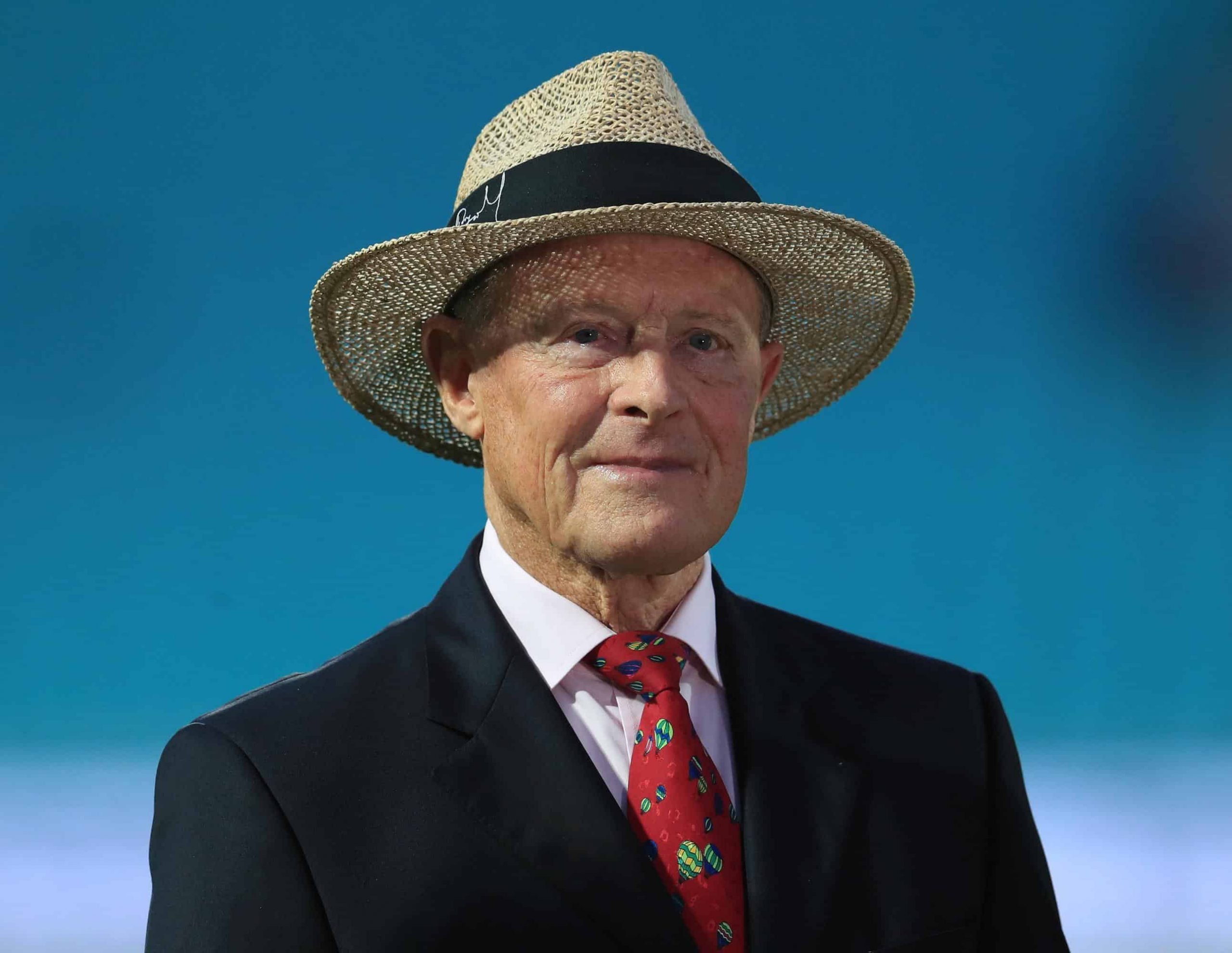 Sir Geoffrey Boycott silent on conviction criticism as he receives knighthood
