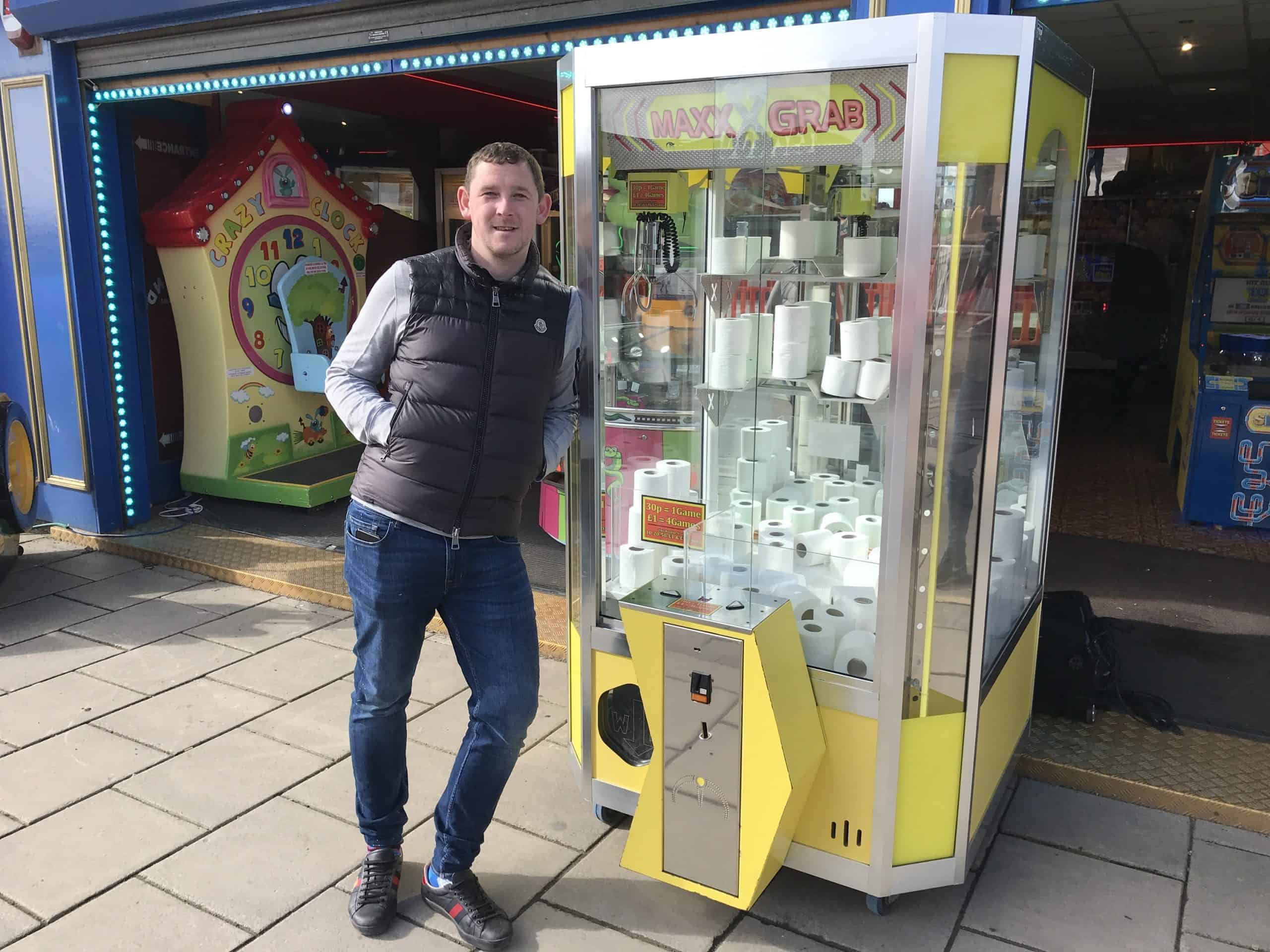 Arcade fills grabber machine with toilet rolls amid coronavirus stockpiling