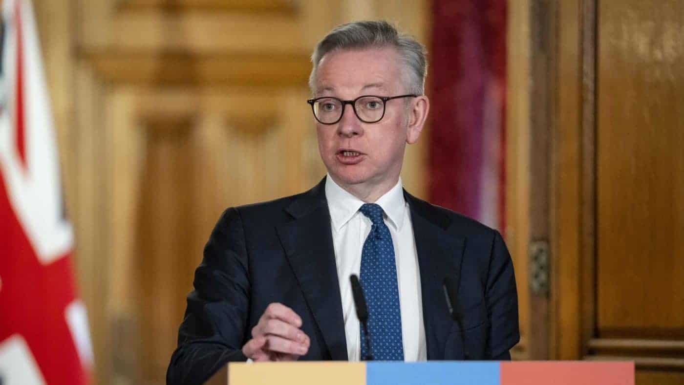 Schools reopening debate – Gove contradicts himself over teacher safety
