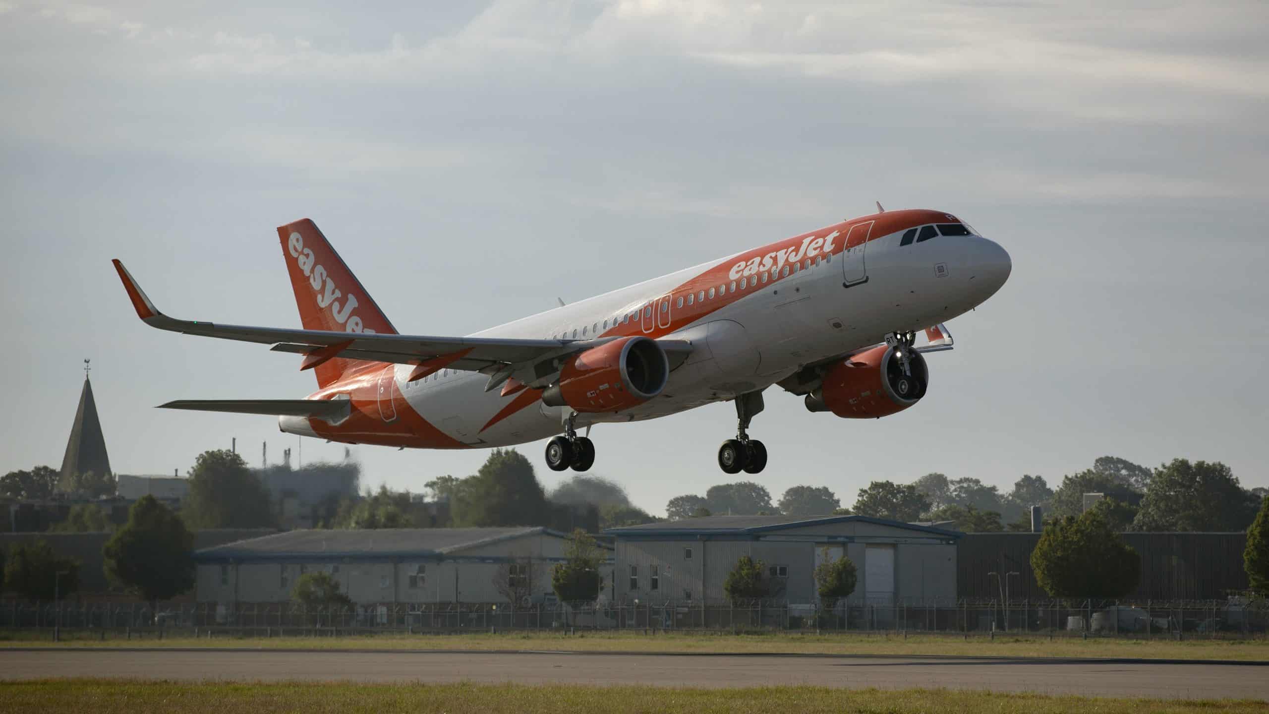 ‘Yes Sir, I Can Boogie’: Scottish fans rock EasyJet flight to London ahead of Euros clash