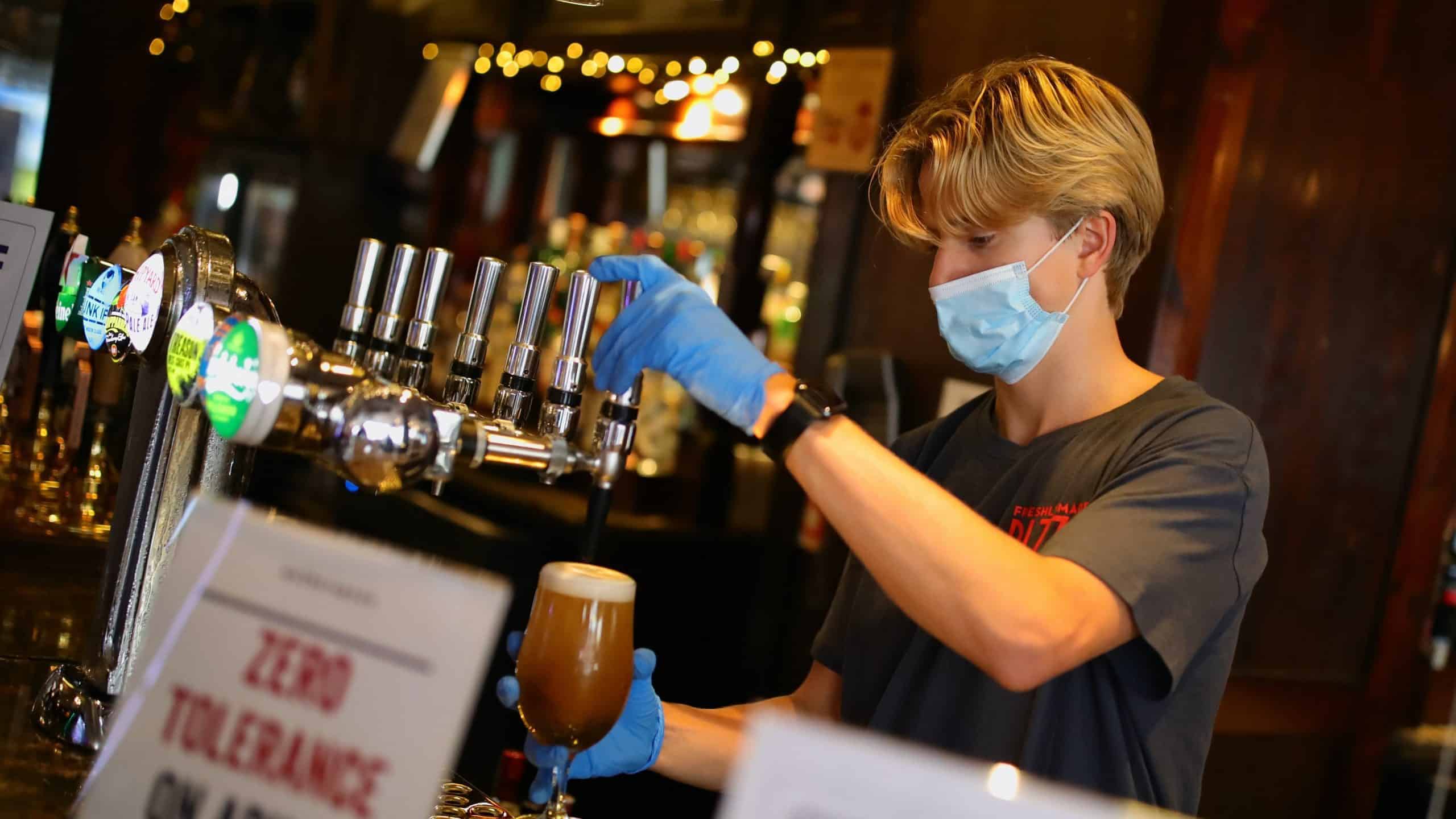 South London pub receives 484 applications for 2 bar jobs