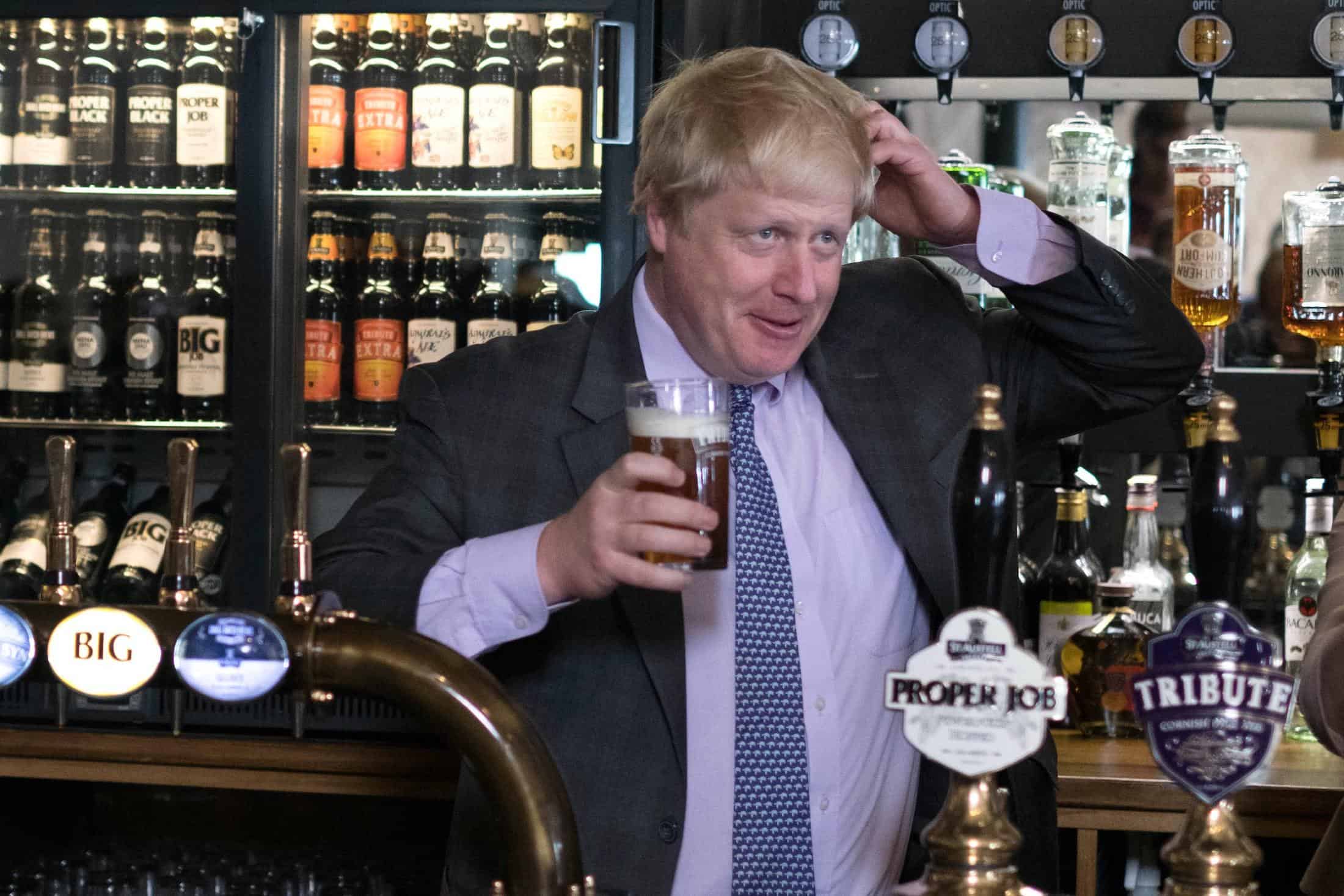 Video – PM urged ‘patriotic best’ & go to pub now Govt minister blames it for rise in infections