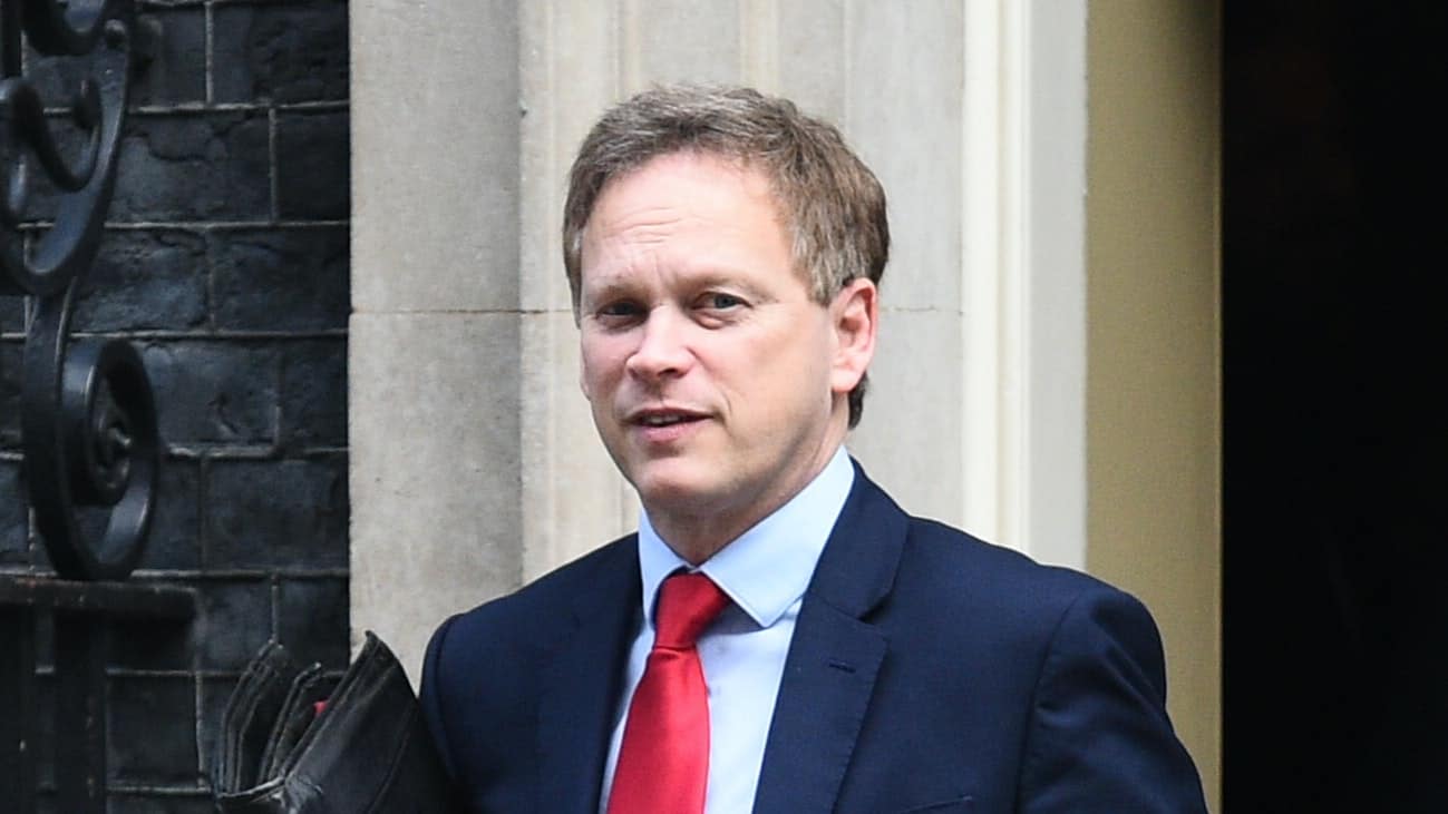 Grant Shapps appears to misread the rail problem – blaming low passenger numbers on graffiti