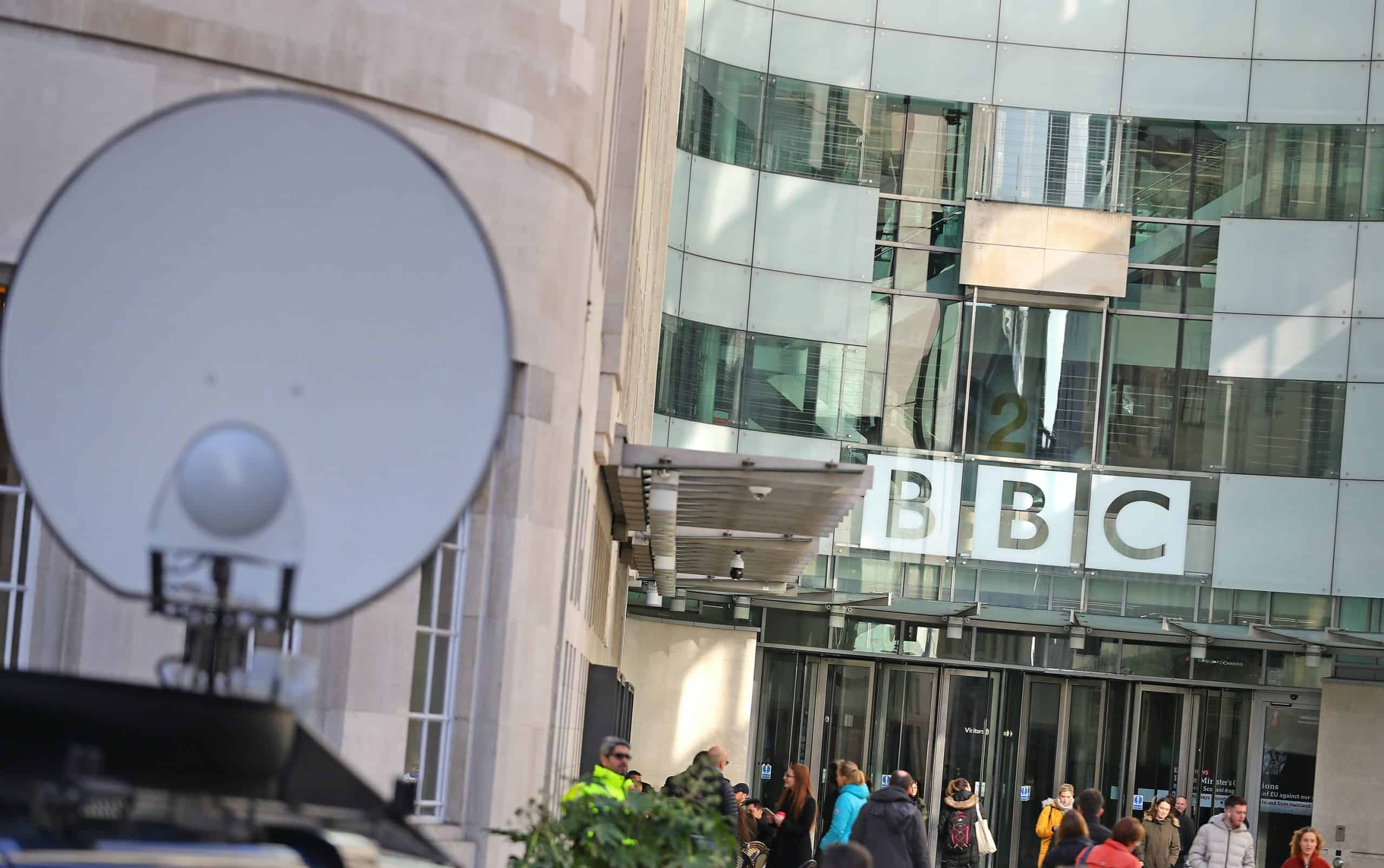 Carrie Gracie hits out at ‘whitewash’ investigation into BBC equal pay