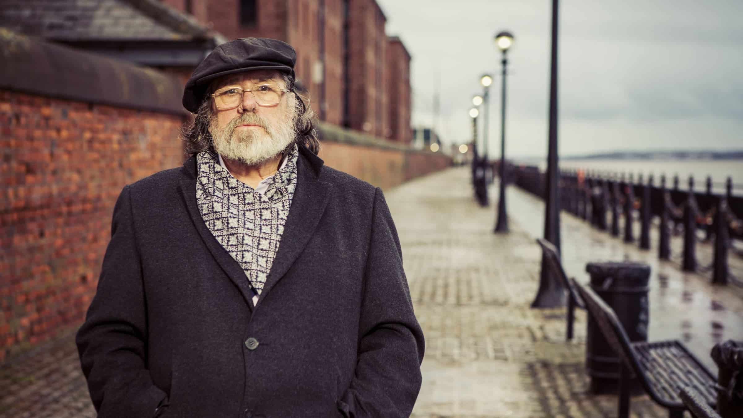 Video – Ricky Tomlinson reveals brother has died from Covid-19 and has important testing message