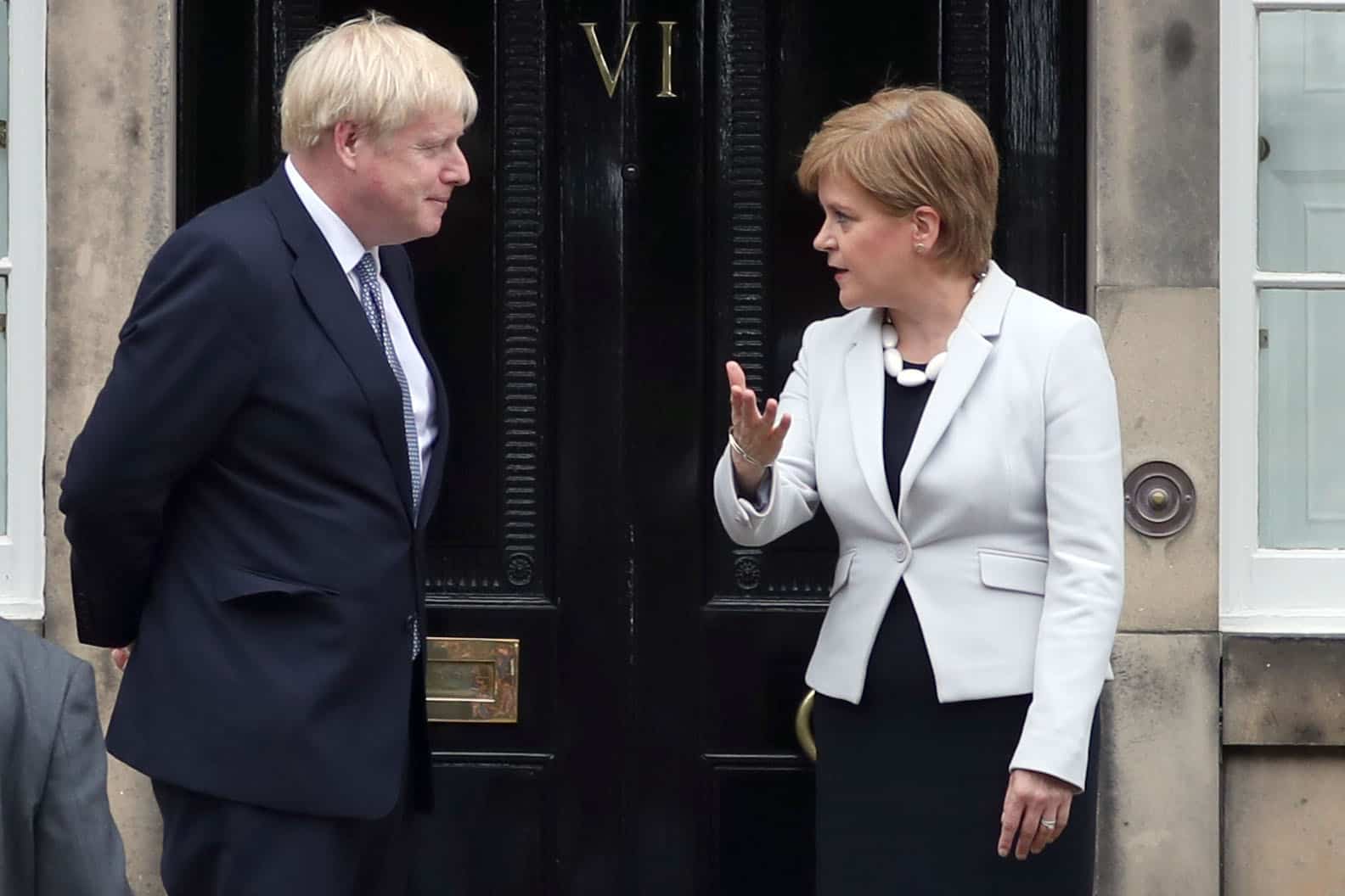 Top Tory joins Sturgeon’s call to extend Brexit transition over Covid chaos